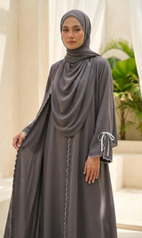 Hala Abaya