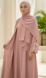 Hala Abaya