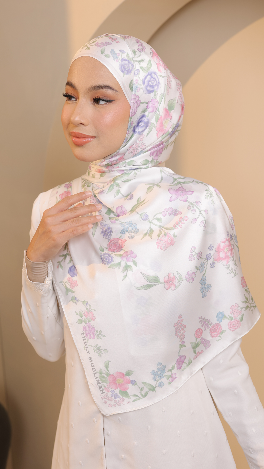 Andani Kasih | Printed Hijab