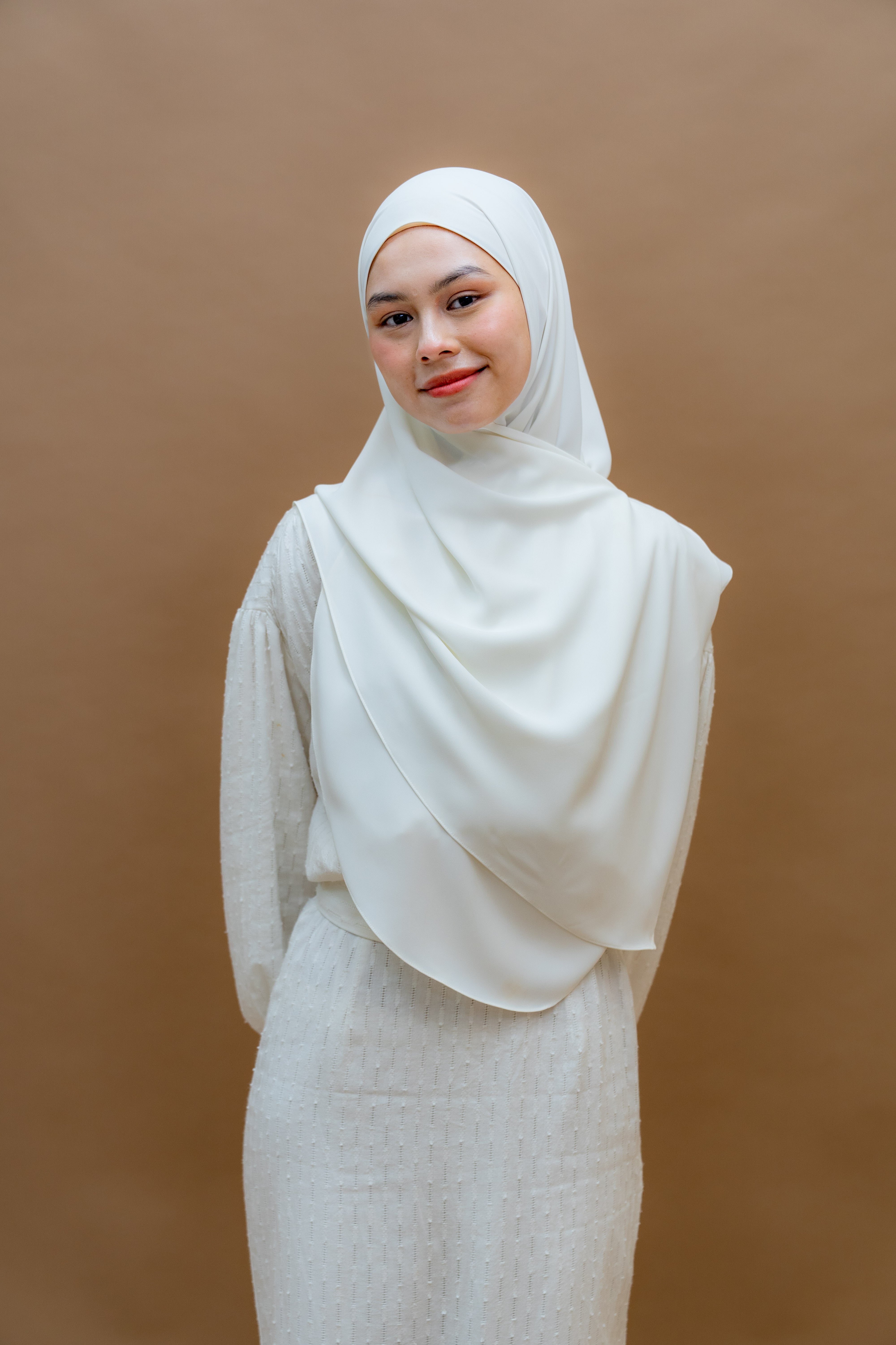 Tia Triscarf