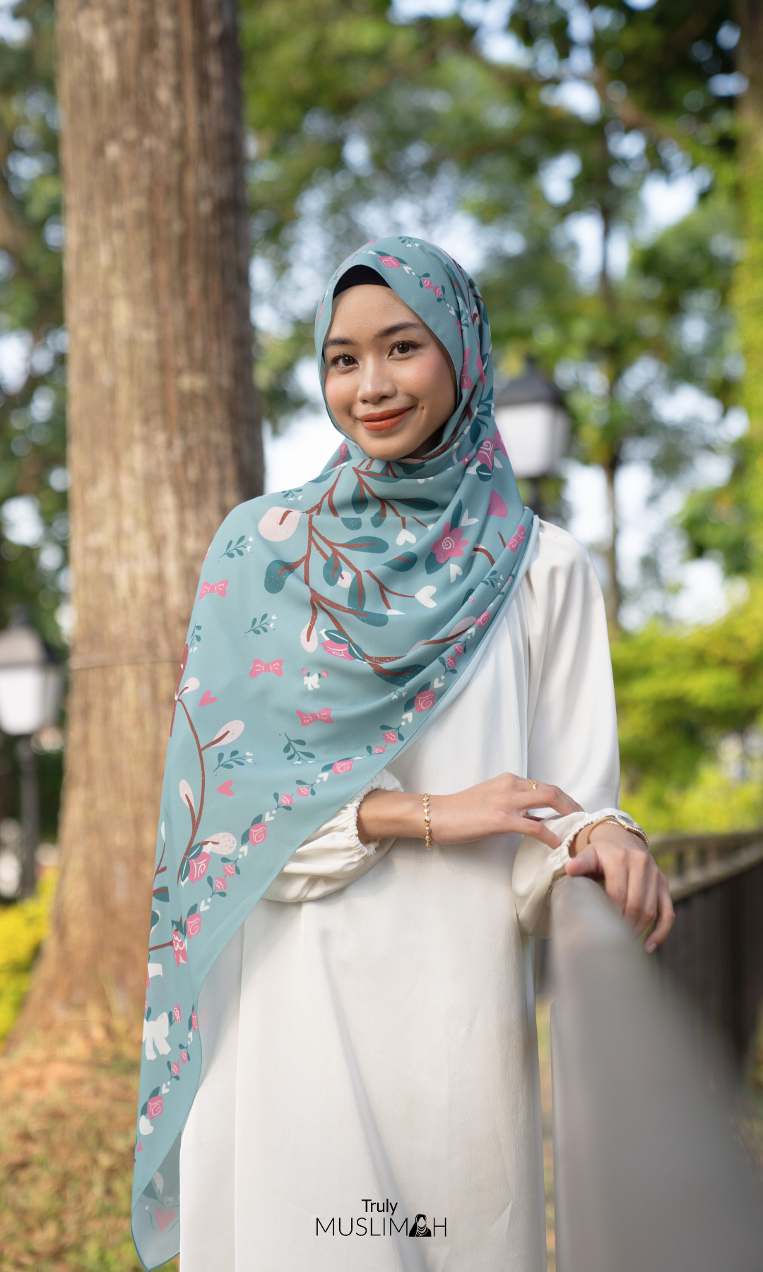Lola's Secret Garden | Printed Hijab