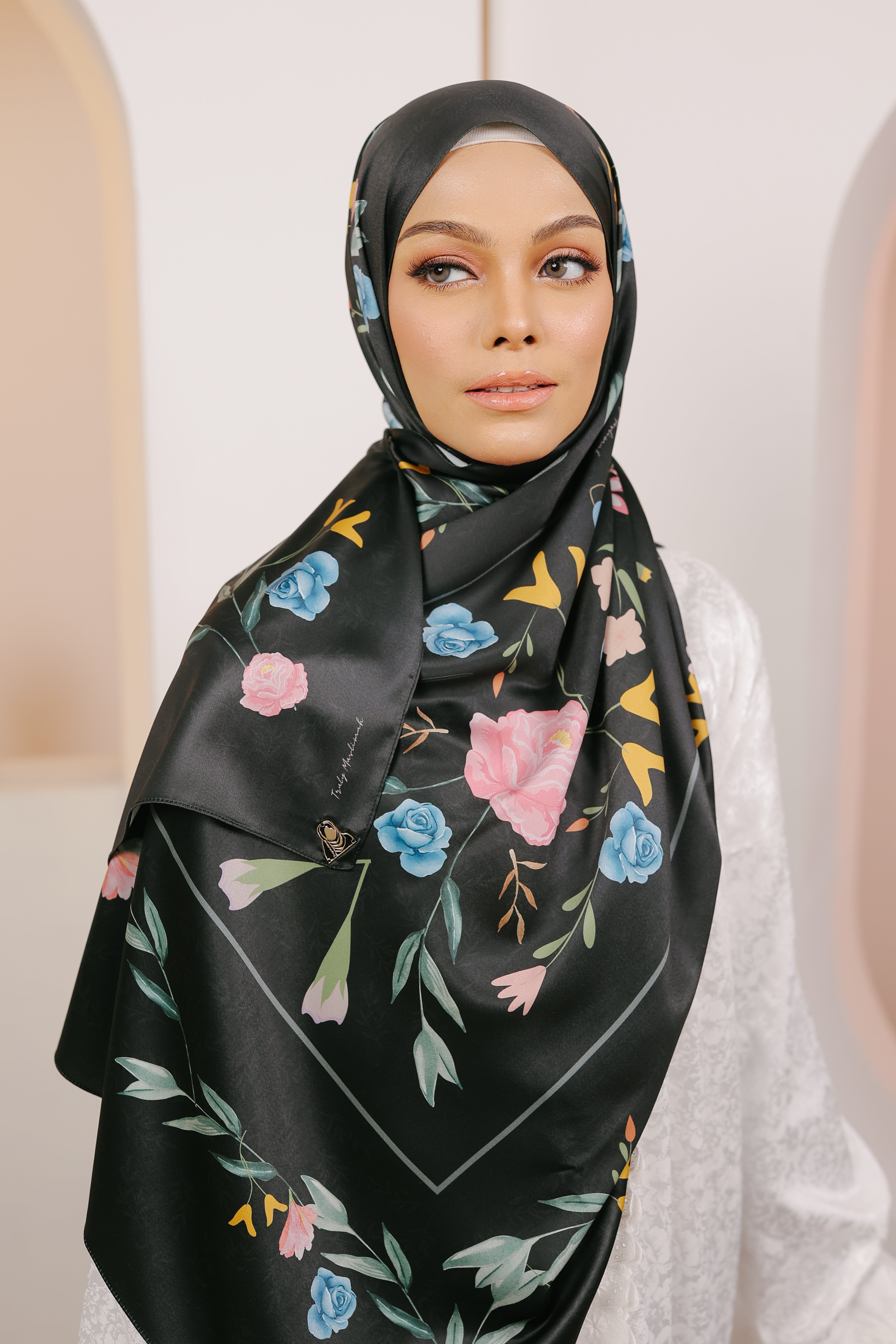 Serayu Dewi | Printed Hijab